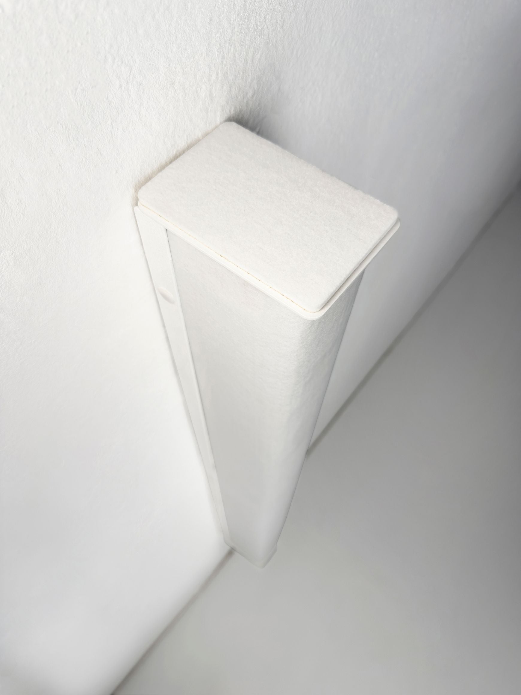 STYA Katzen Kletterwand | Set Essence | Kratzstamm KS150 + XXL Hängematte WL170